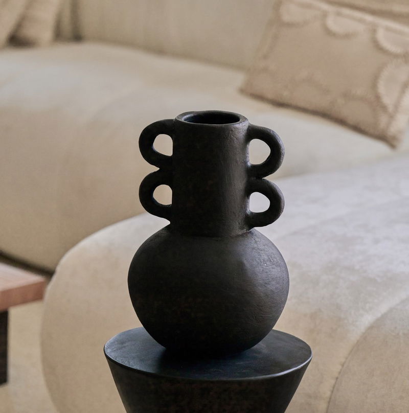 Beatrix Vase Black