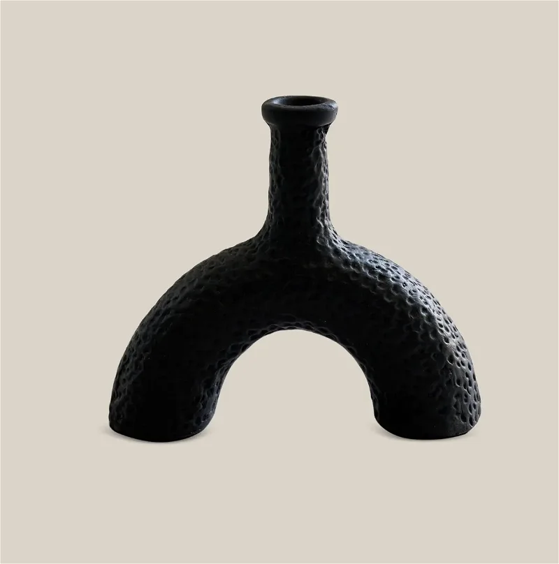 Estrella-Ceramic-Vase-Black-1